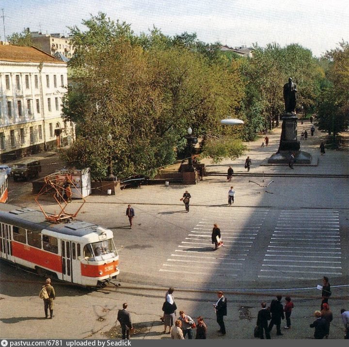 Памятник А.С. Грибоедову