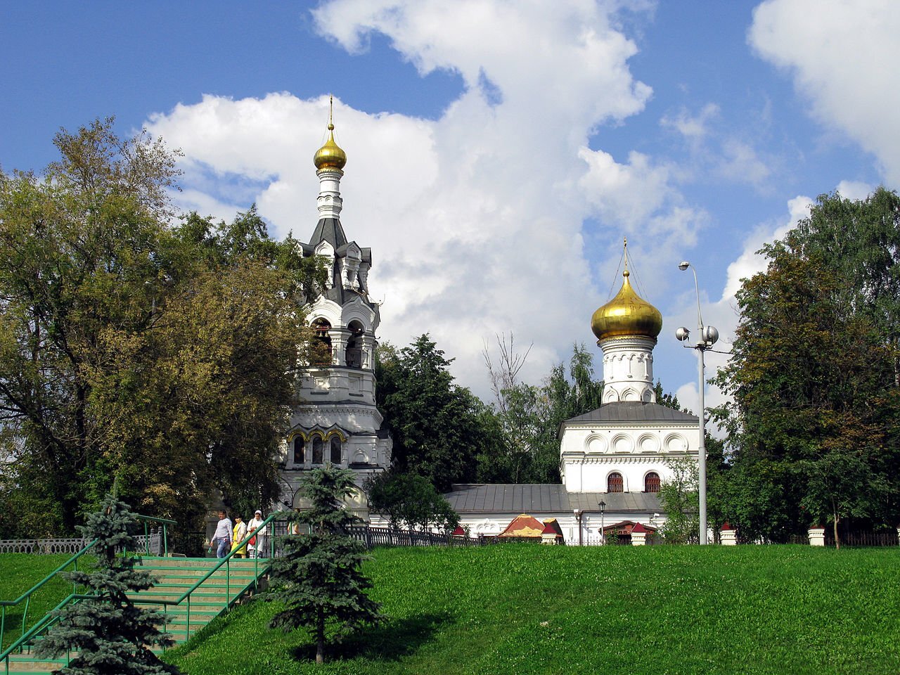 Храм Илии Пророка (Воздвижения Креста Господня) в Черкизове