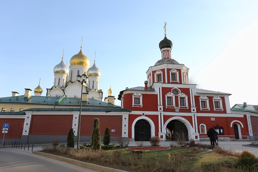 Зачатьевский монастырь