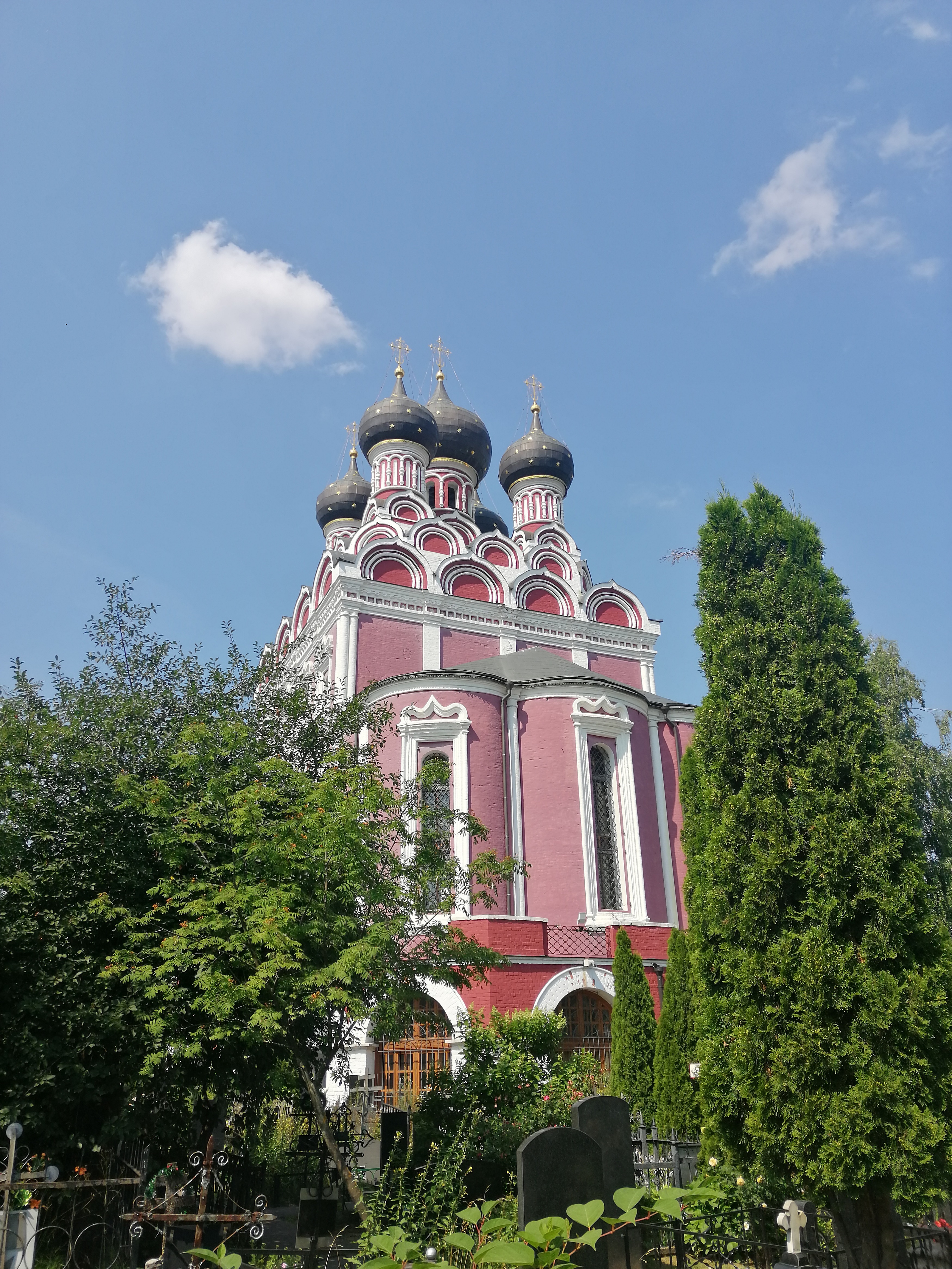 Храм в честь Тихвинской иконы Божией Матери в Алексеевском